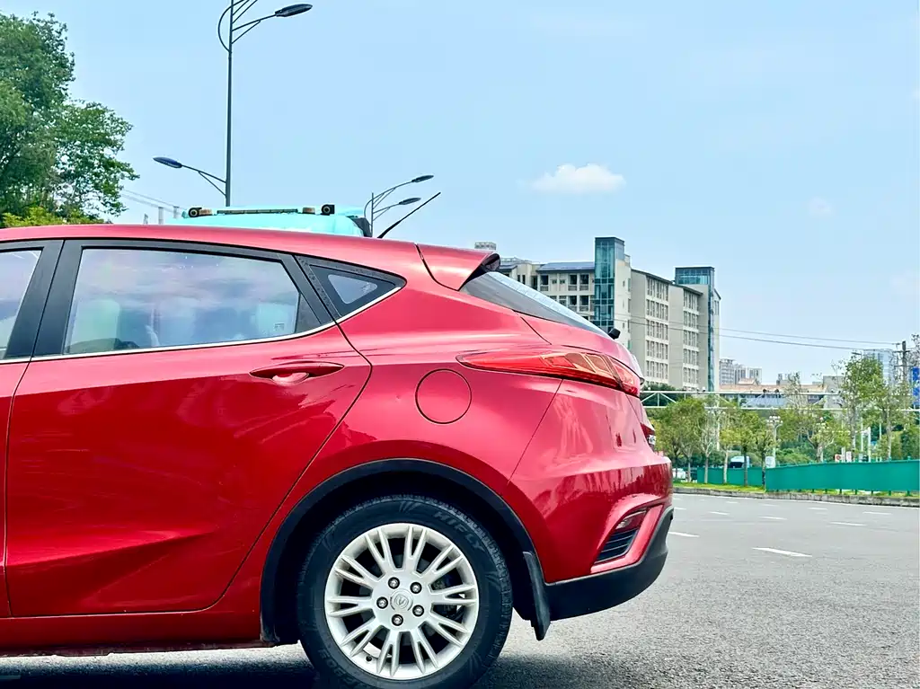 Changan Eado XT 2014 — фото 9