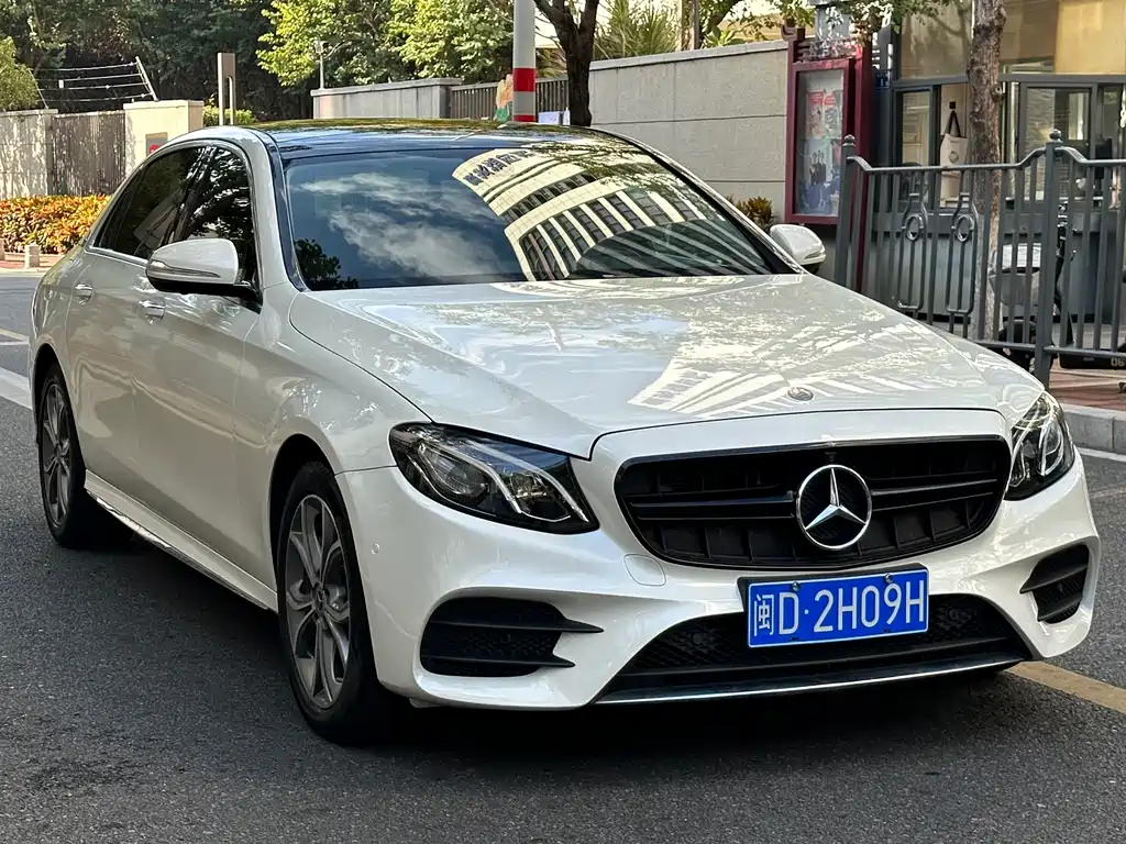 Mercedes-Benz E-Class 2020 — фото 3