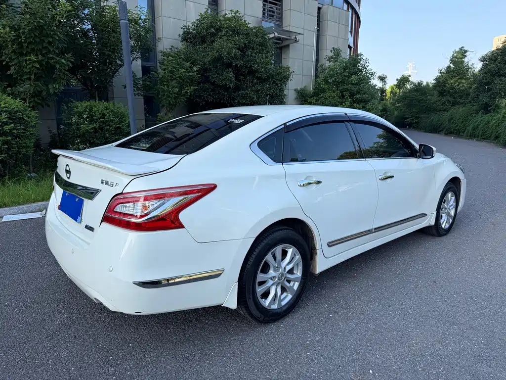Nissan Teana 2015