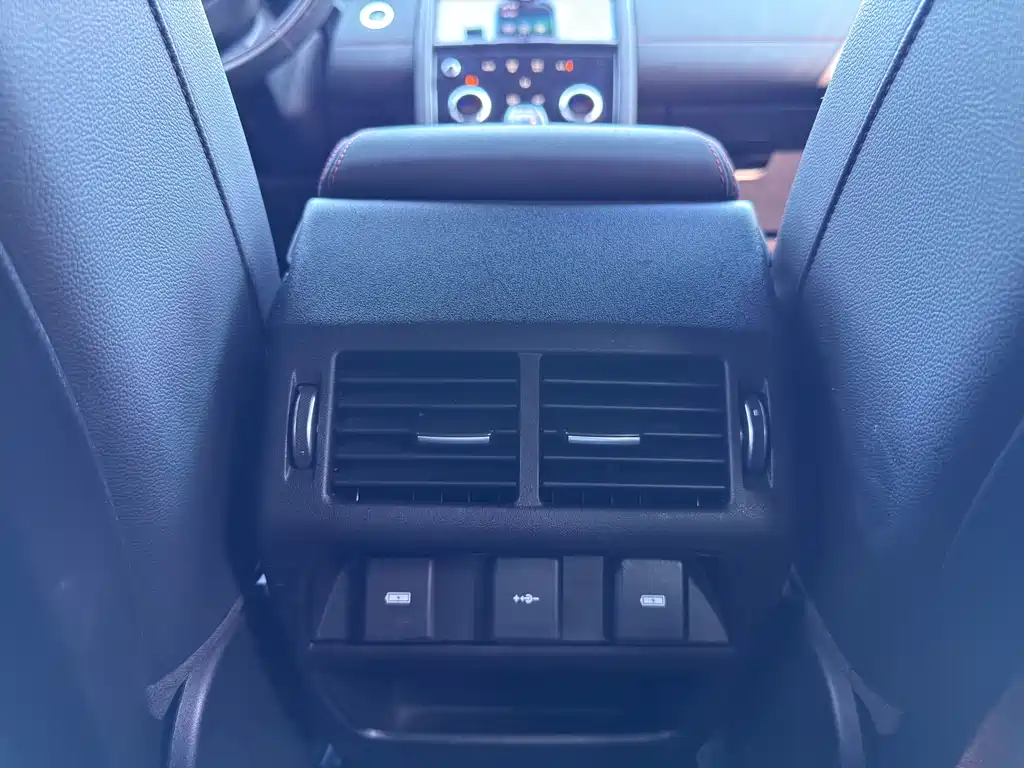 Land Rover Discovery Sport 2021 — фото 20