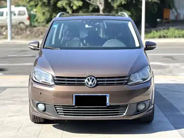 Volkswagen Touran 2014