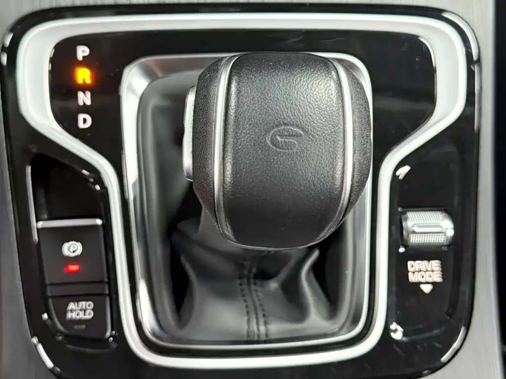 GAC Motor Trumpchi M6 2022 — фото 11