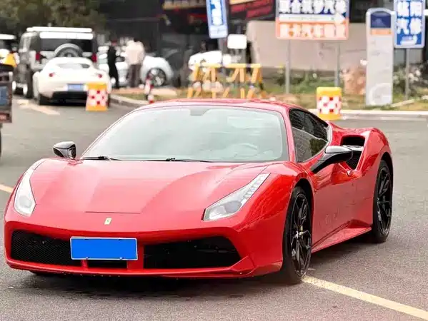 Ferrari 488 2016
