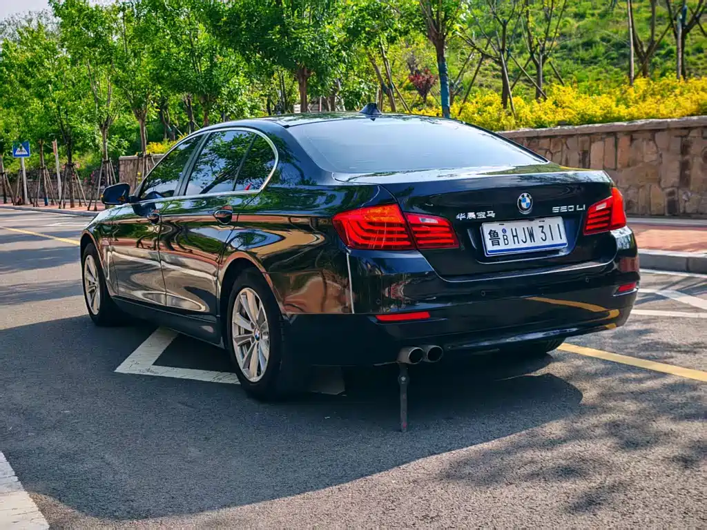 BMW 5 Series 2016 — фото 4