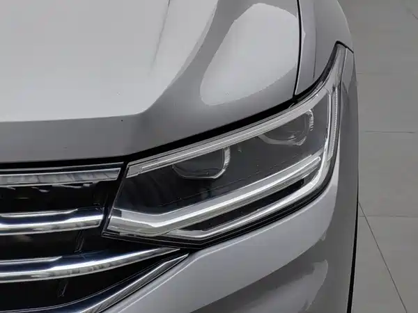 Volkswagen Tiguanx 2021