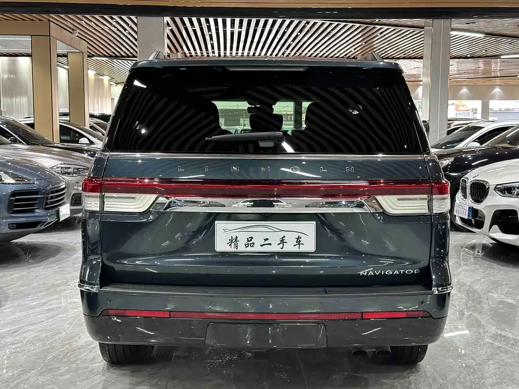 Lincoln Navigator 2023 — фото 5