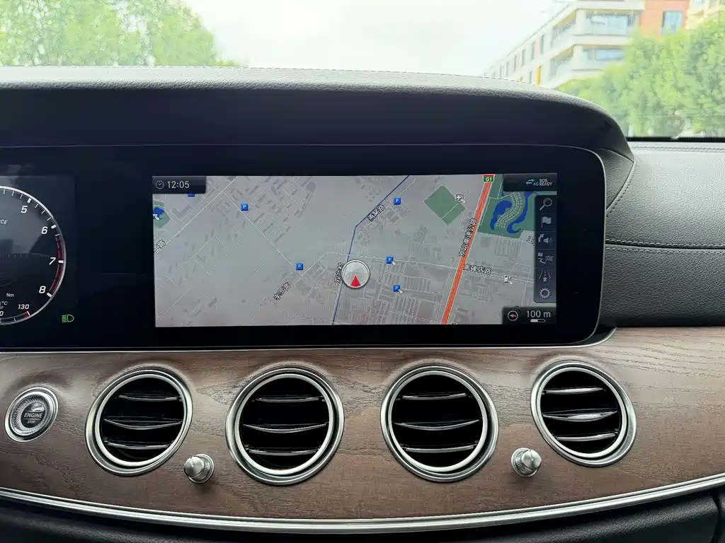 Mercedes-Benz E-Class 2020 — фото 21