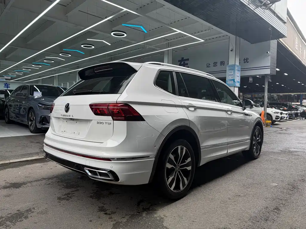Volkswagen Tiguan L 2022 — фото 21