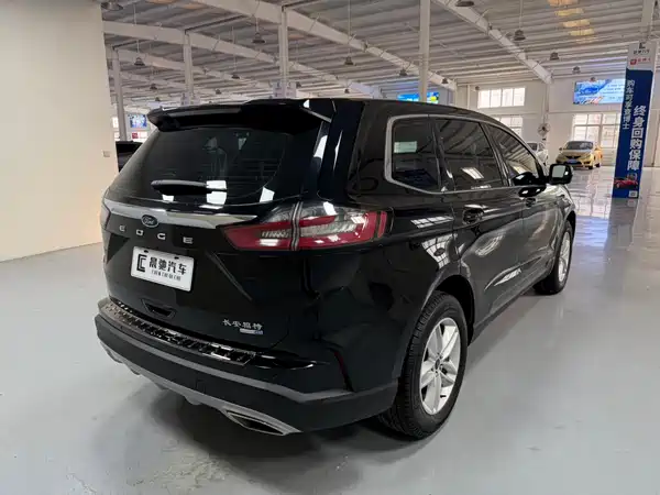 Ford Edge 2021