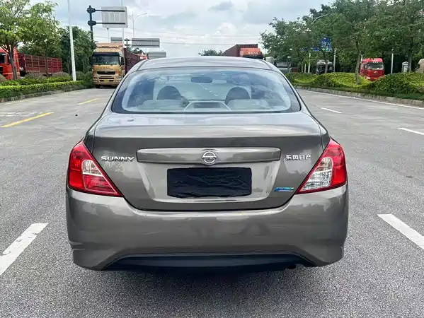 Nissan Sunny 2017
