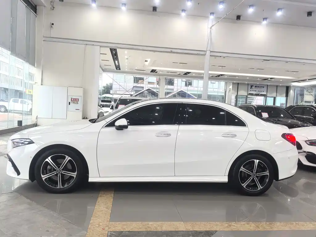 Mercedes-Benz A-Class 2024