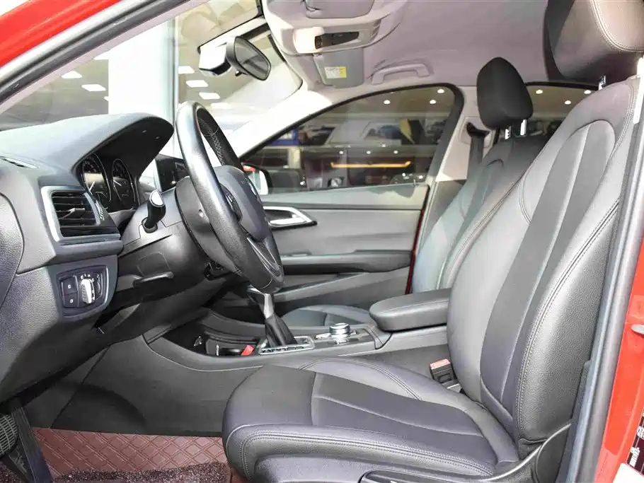 BMW 1 Series 2020