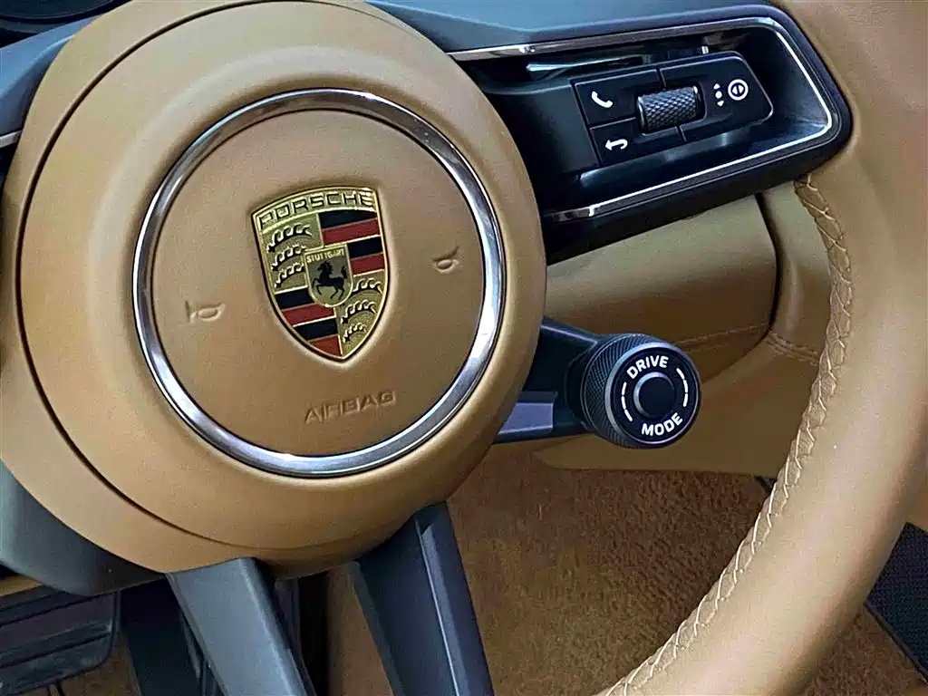 Porsche Panamera 2023 — фото 18