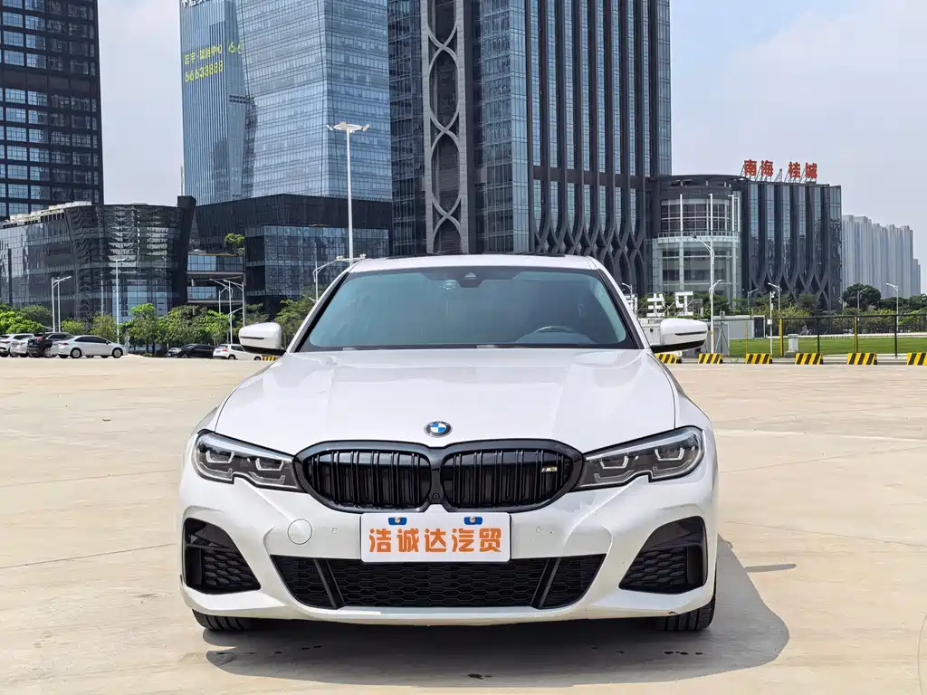 BMW 3 Series 2022