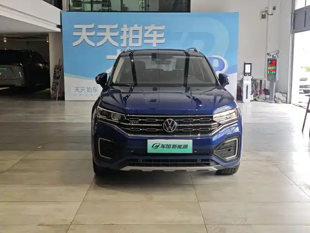 Volkswagen GTE PHEV 2022