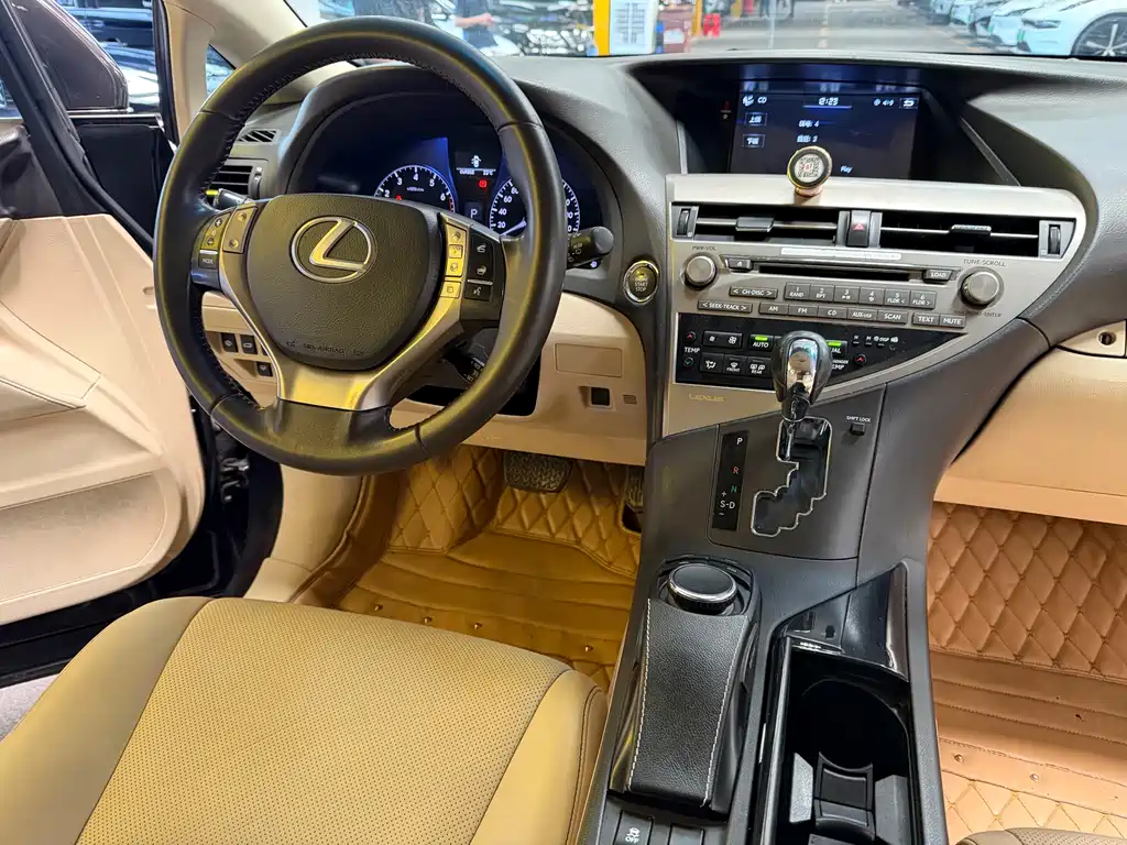 Lexus RX Classic 2013 — фото 12