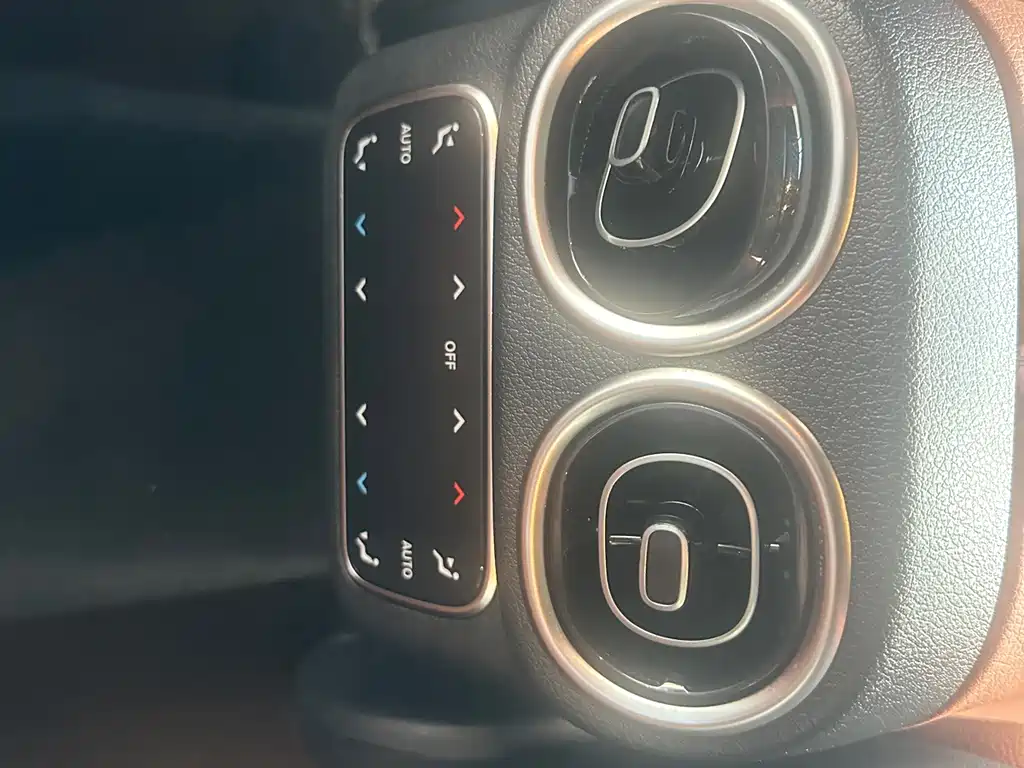 Mercedes-Benz GLC 2024