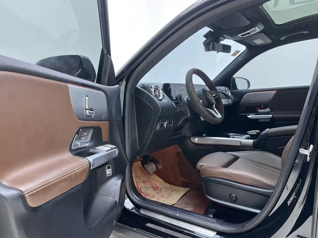 Mercedes-Benz GLB 2021 — фото 17