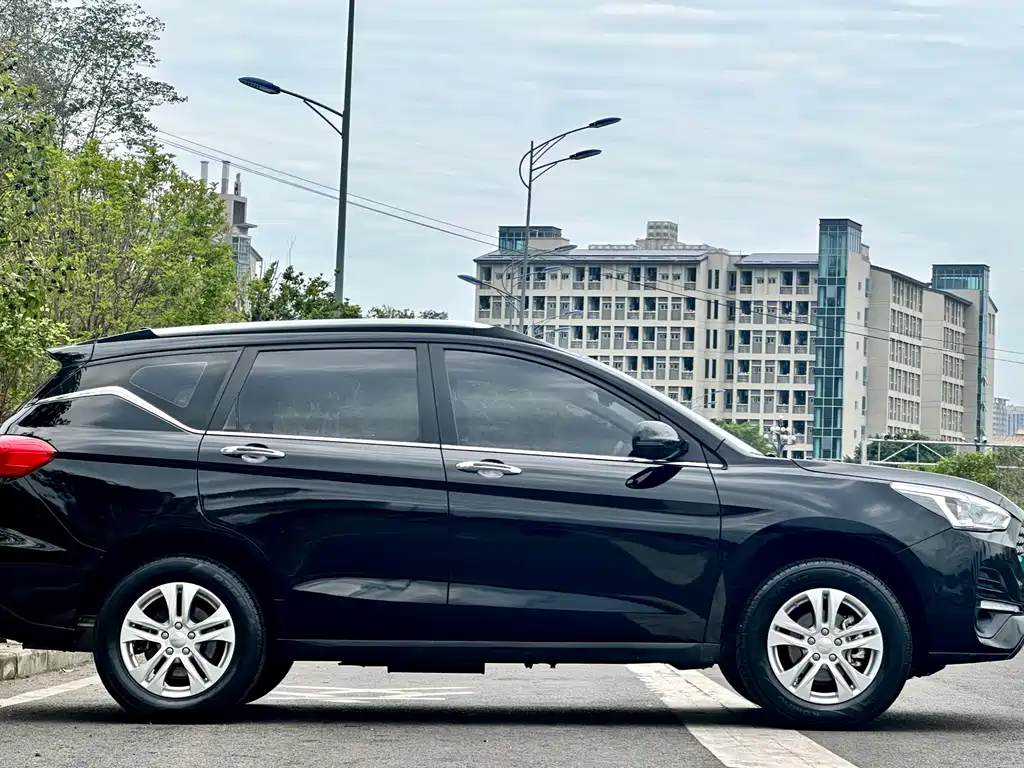 Haval M6 2020 — фото 4