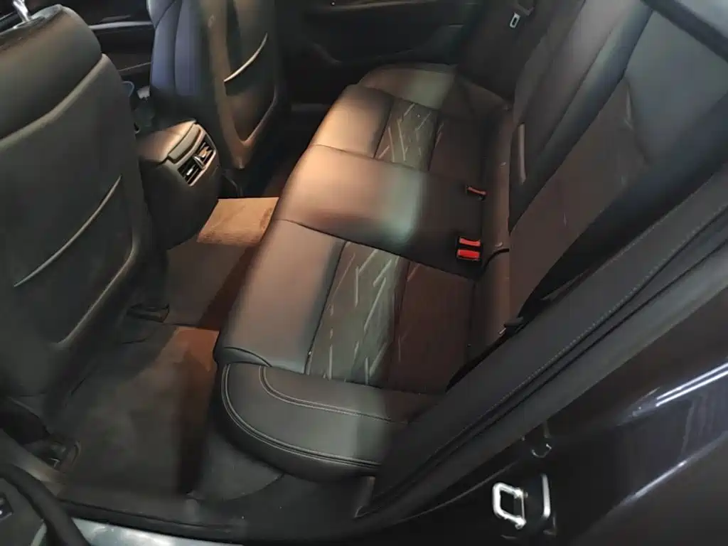Cadillac ATS-L 2015 — фото 17