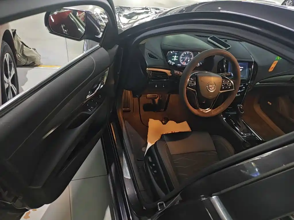 Cadillac ATS-L 2015 — фото 16