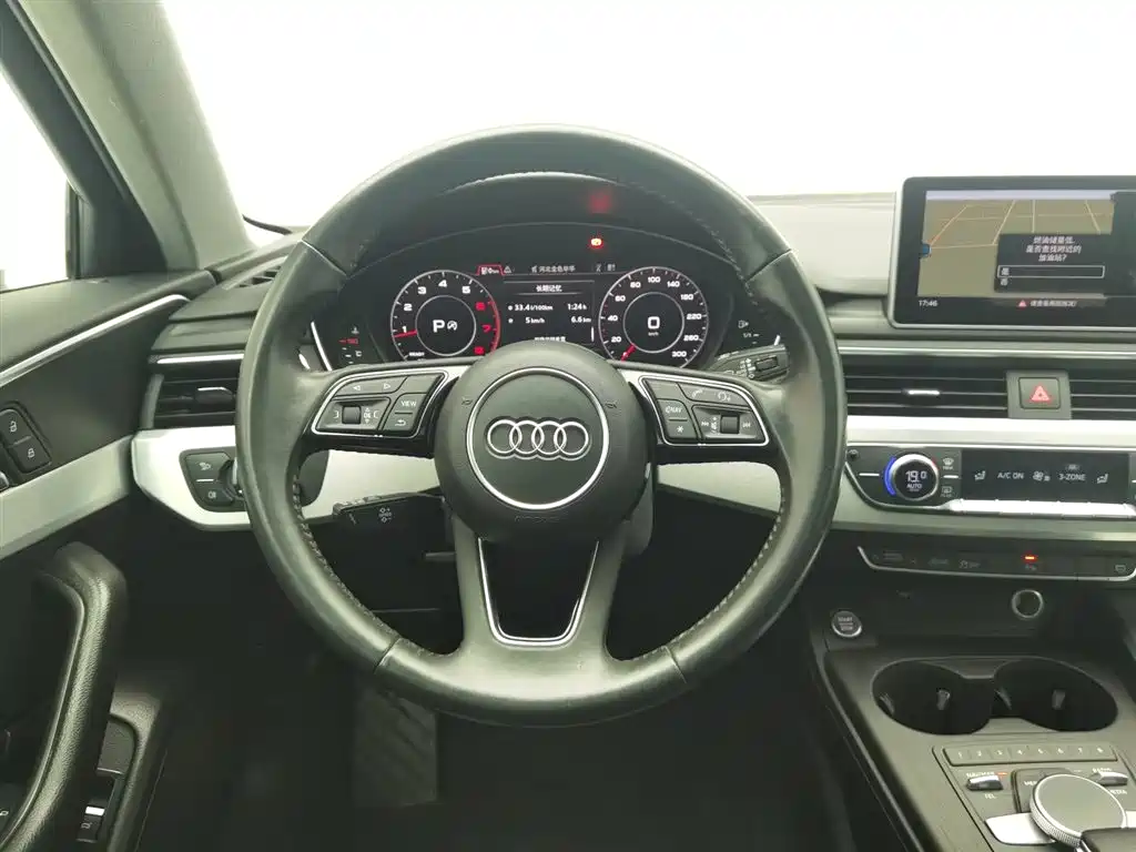 Audi A4L 2018 — фото 11