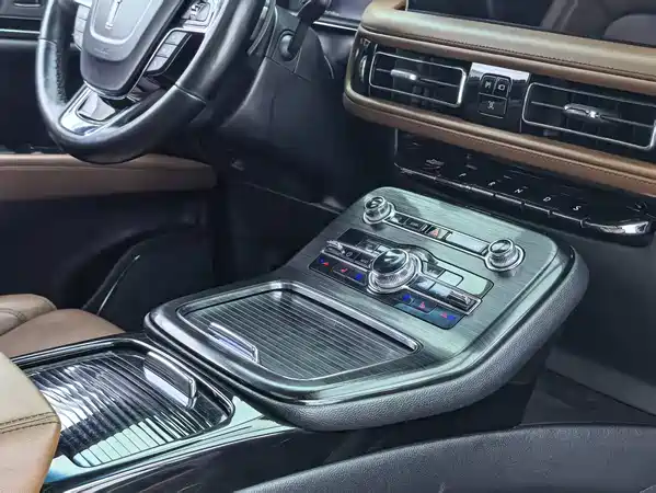Lincoln Nautilus 2022