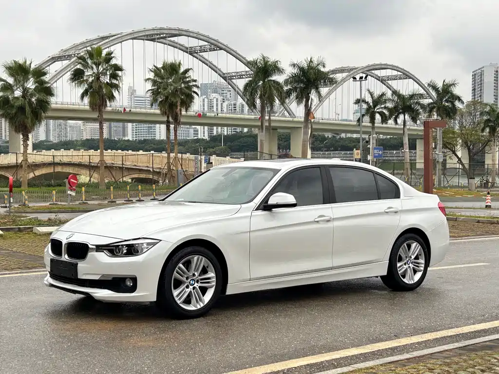 BMW 3 Series 2015