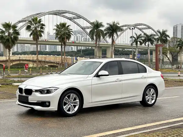 BMW 3 Series 2015