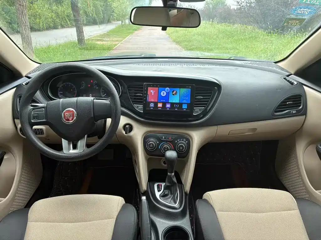 Fiat Viaggio 2014 — фото 5