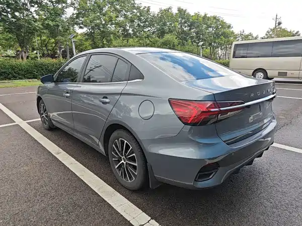 Roewe i5 2022