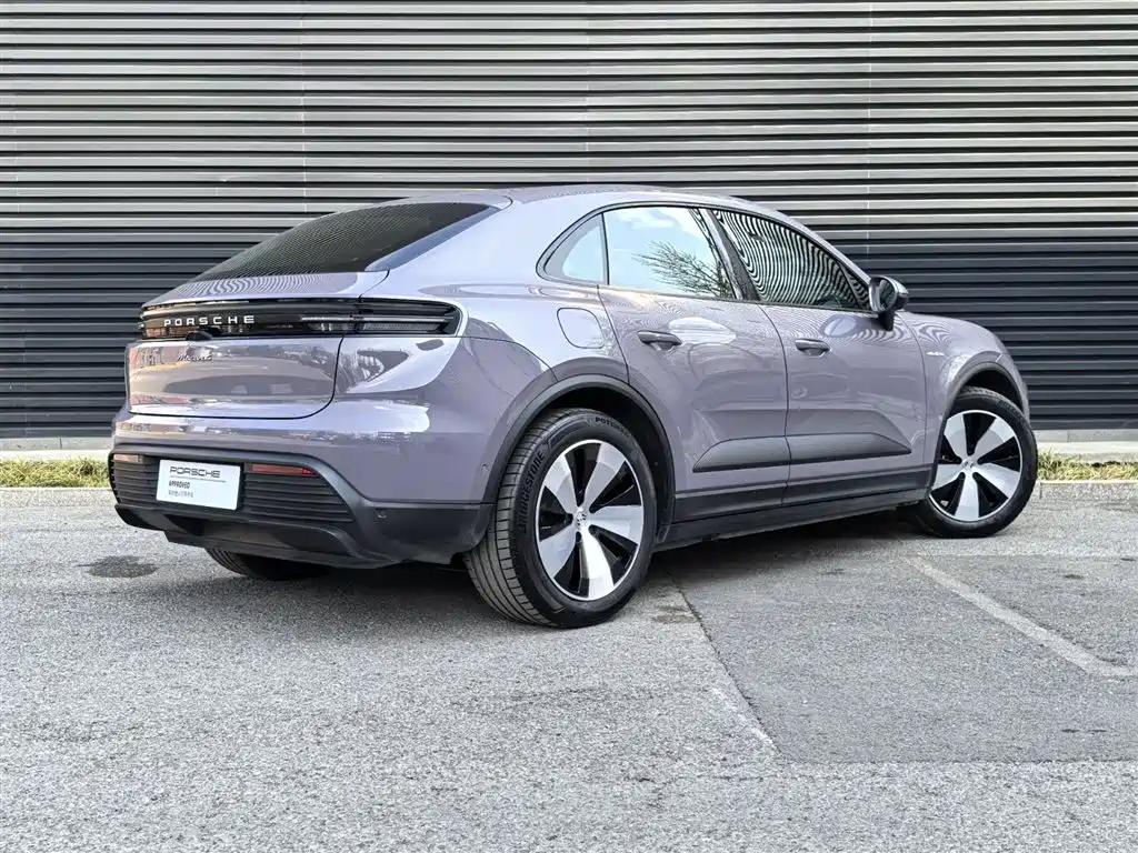 Porsche Macan EV 2025 — фото 5