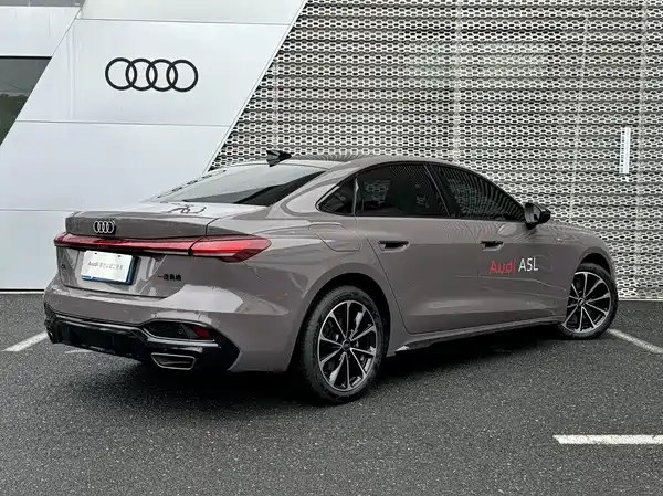 Audi A5L 2025