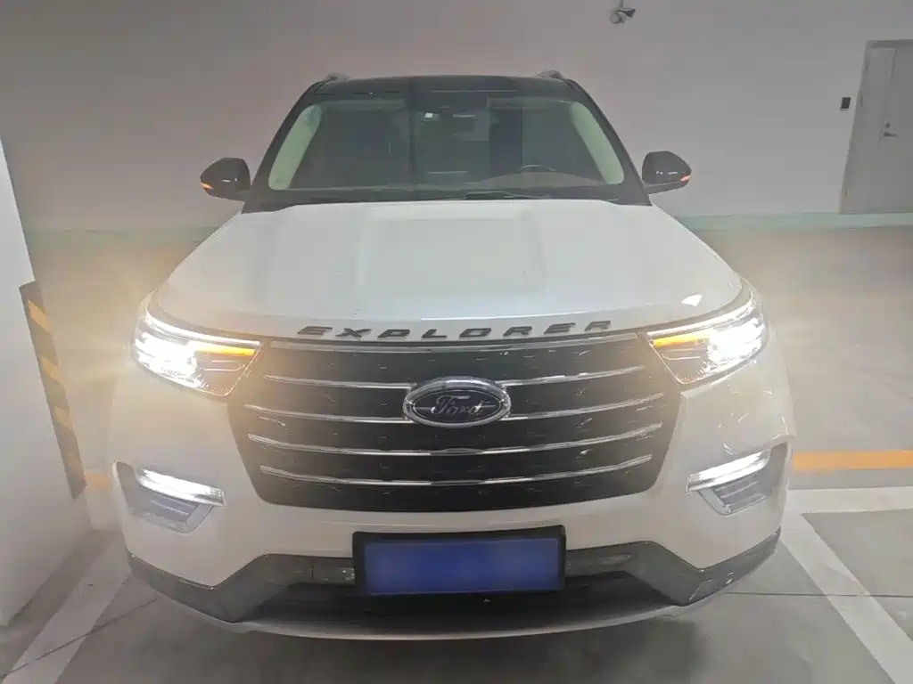 Ford Explorer 2020 — фото 3