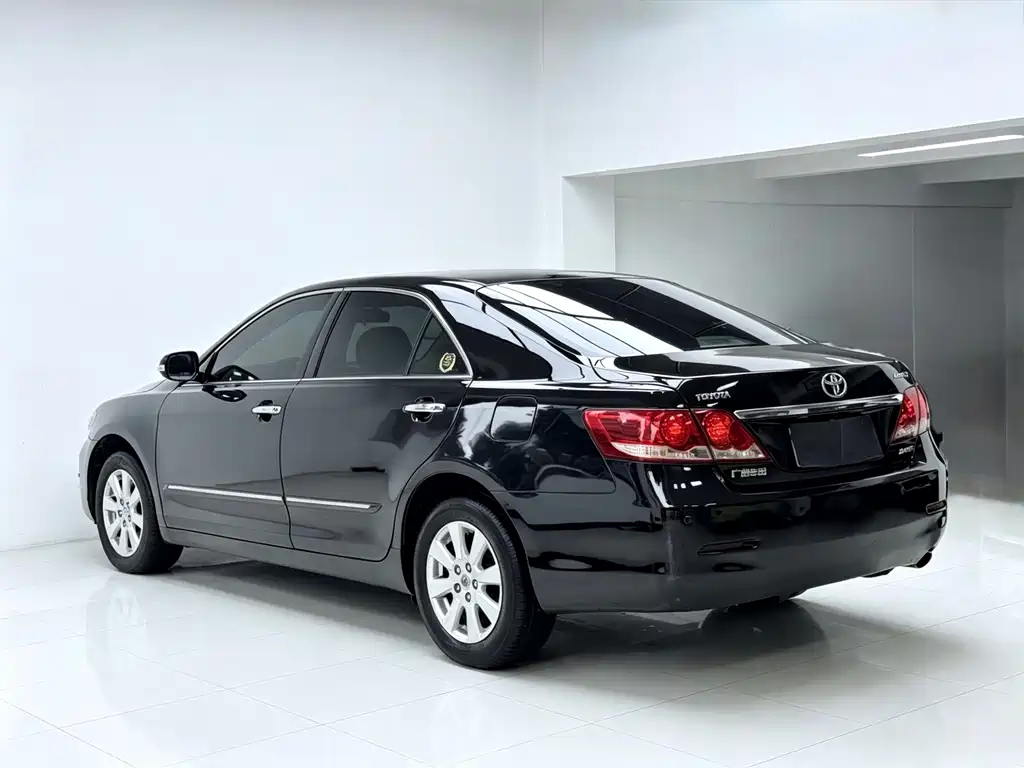 Toyota Camry 2008 — фото 11