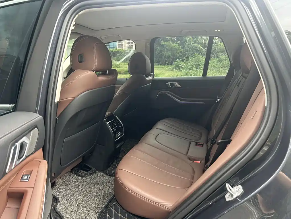 BMW X5 2021