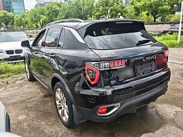 Lynk & Co 01 2019