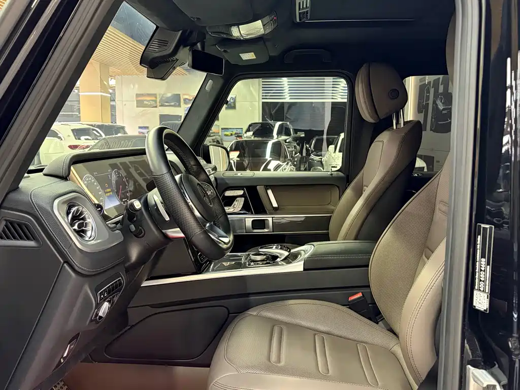 Mercedes-Benz G-Class 2022 — фото 16