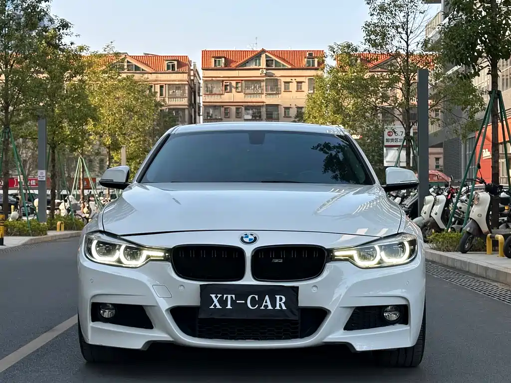 BMW 3 Series 2018 — фото 2
