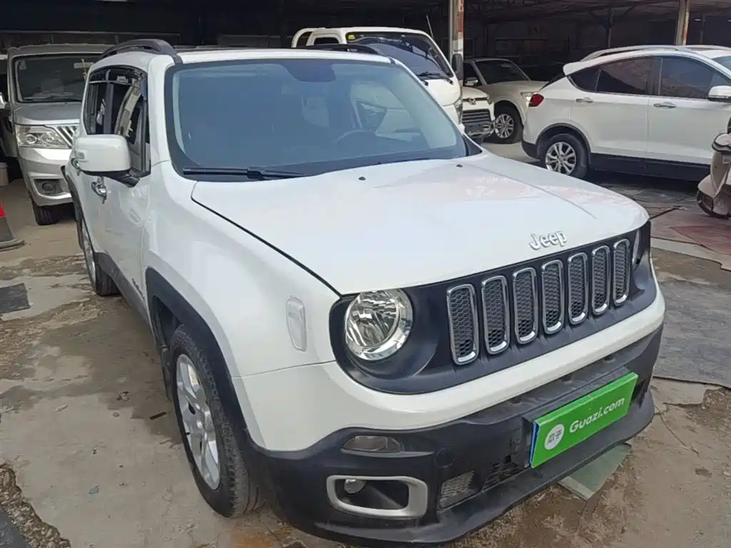 Jeep Renegade 2017 — фото 4