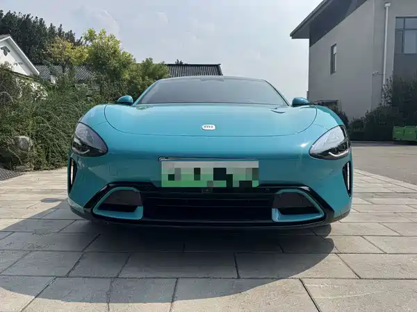 Xiaomi SU7 2025