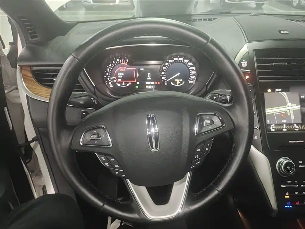 Lincoln MKC 2019 — фото 11