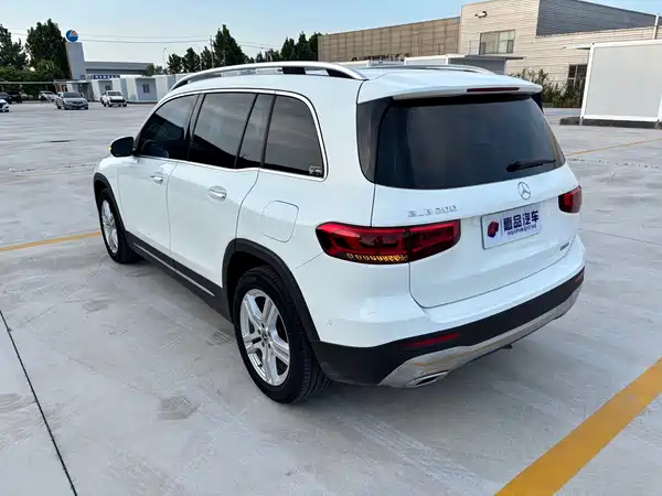 Mercedes-Benz GLB 2022