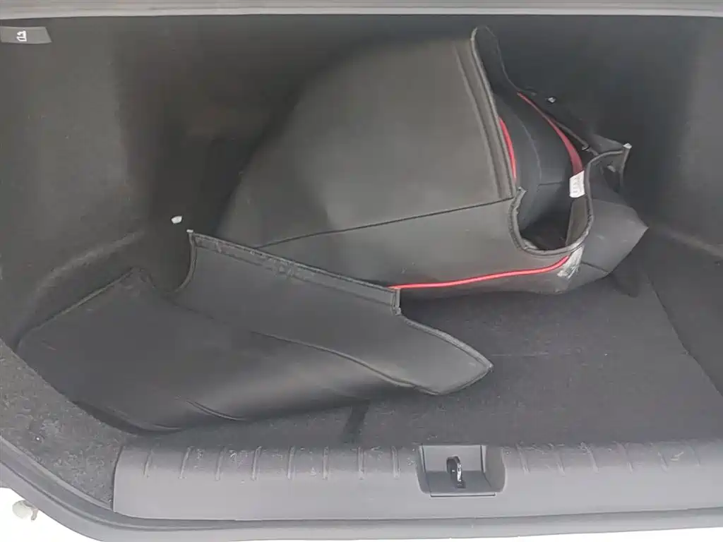 Honda Civic 2020 — фото 19