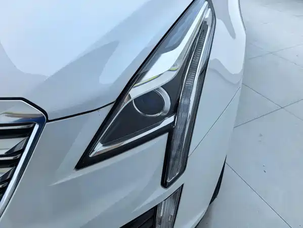 Cadillac XT5 2018