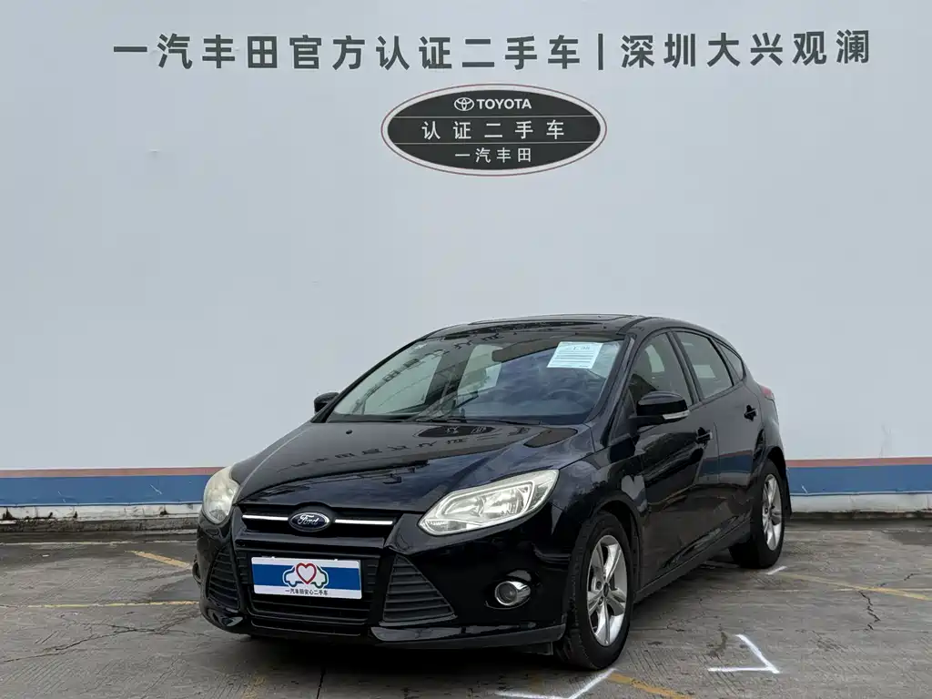 Ford Focus 2014 — фото 1