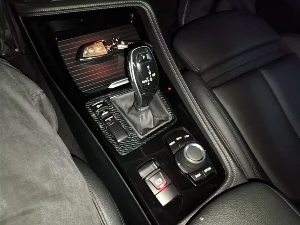 BMW 1 Series 2020 — фото 14
