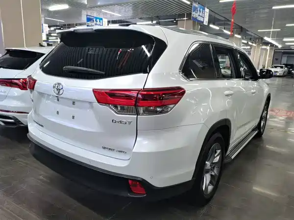 Toyota Highlander 2018