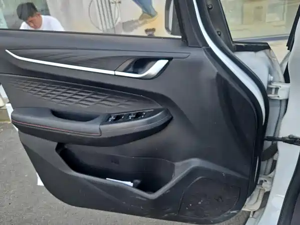 Geely Vision X3 2022
