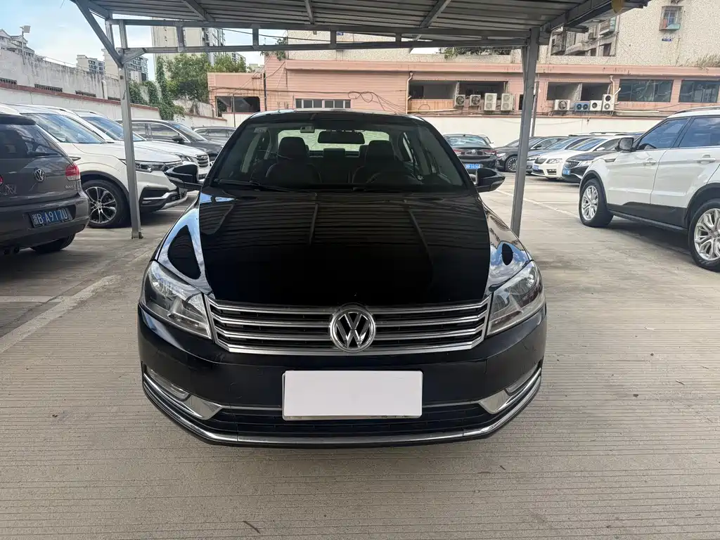 Volkswagen Magotan 2016